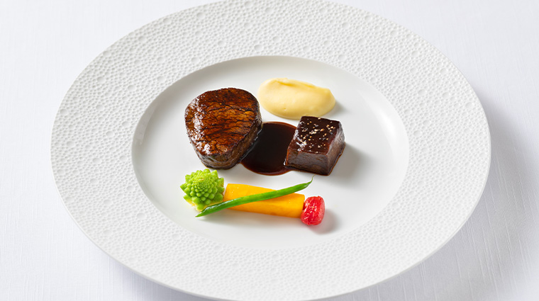 8 12 otto e mezzo bombana macau dish2023 2