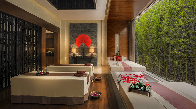 banyan tree macau new royal treatment room