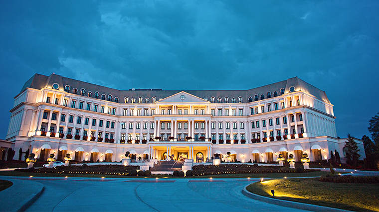 nemacolin woodlands resort chateau lafayette exterior night