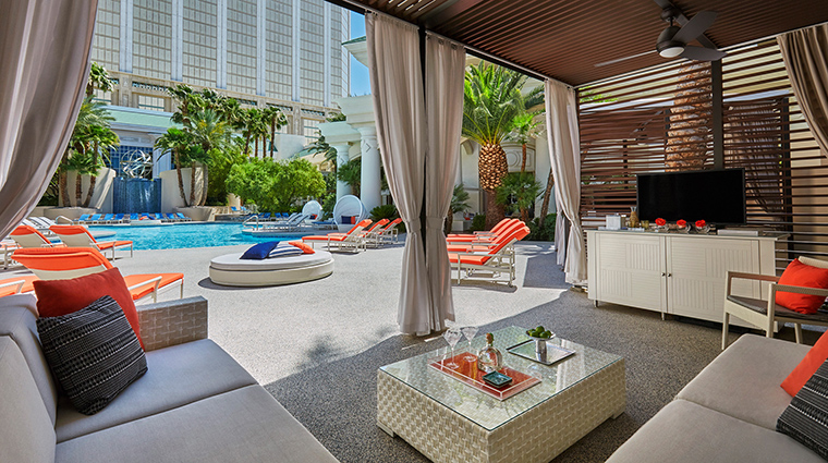 Property FourSeasonsLasVegas Hotel PublicSpaces Cabana FourSeasonsHotelsLimited