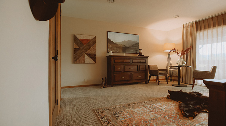 river view ranch suite