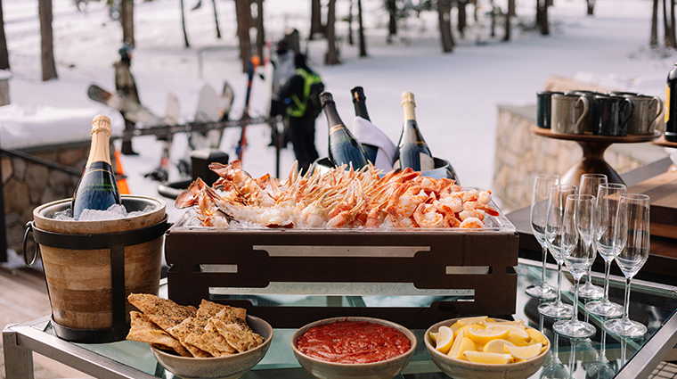 the ritz carlton lake tahoe apres ski