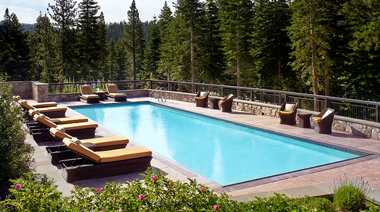 the ritz carlton lake tahoe spa pool