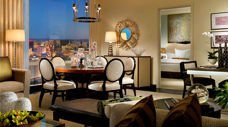 trump international hotel las vegas penthouse dining space